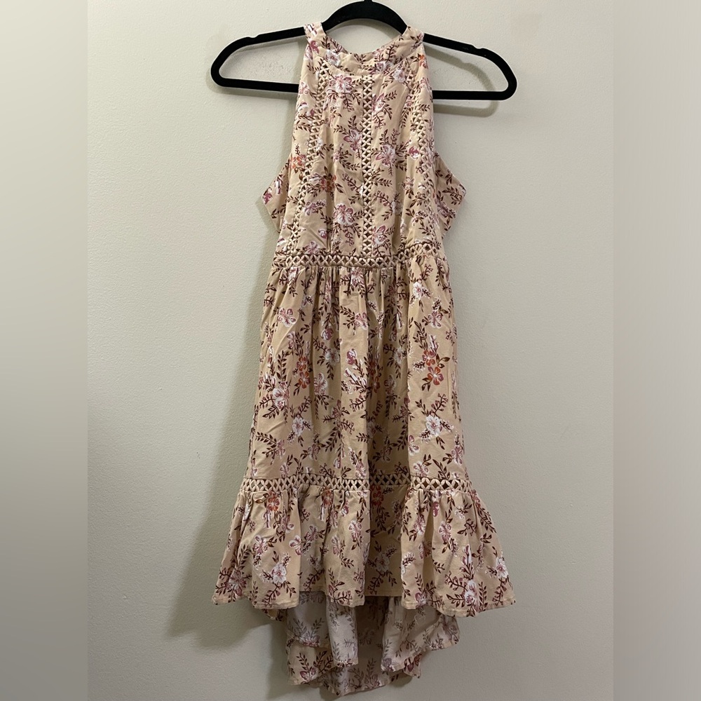 Sunday Mi Amor Floral Halter Open Back‎ Mini Dress - M